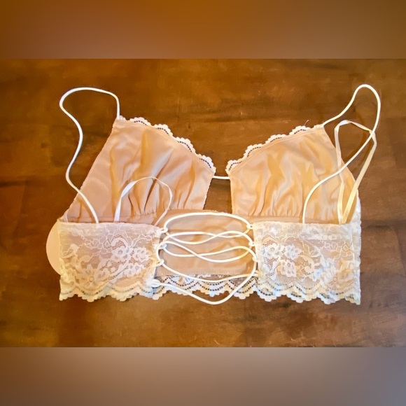 đź‘‘Princess Polly McCoy Cropped Lace Topđź‘‘ NWT - Picture 6 of 16